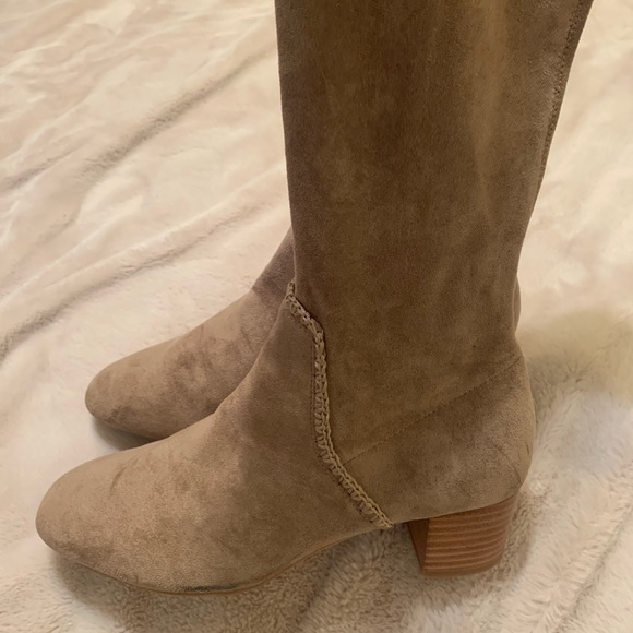 Jack Rogers Boots - Picture 3 of 6